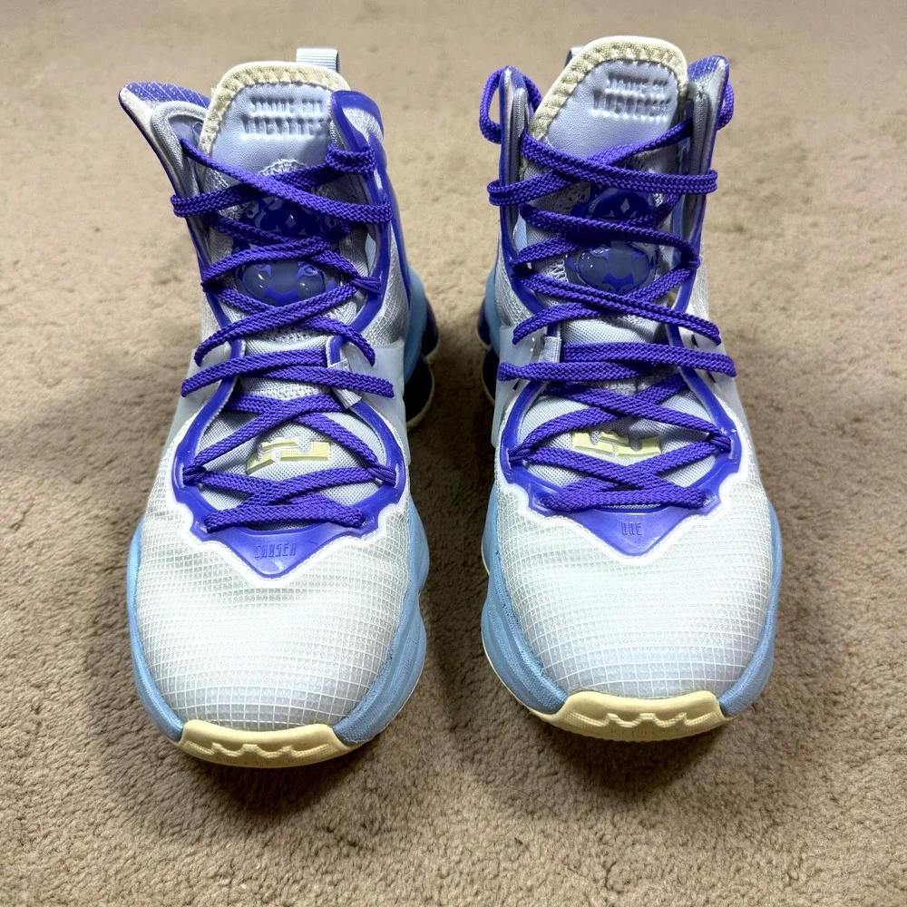 Nike Lebron 19 Easter Aura Citron Blue DD0418 432 Size 4 Youth EUC